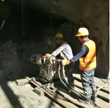 唐山水下抗分散灌浆料特点 水下不分散注浆料介绍